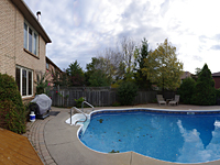 Detached House for Sale in Oakville with Outdoor Swimming Pool
