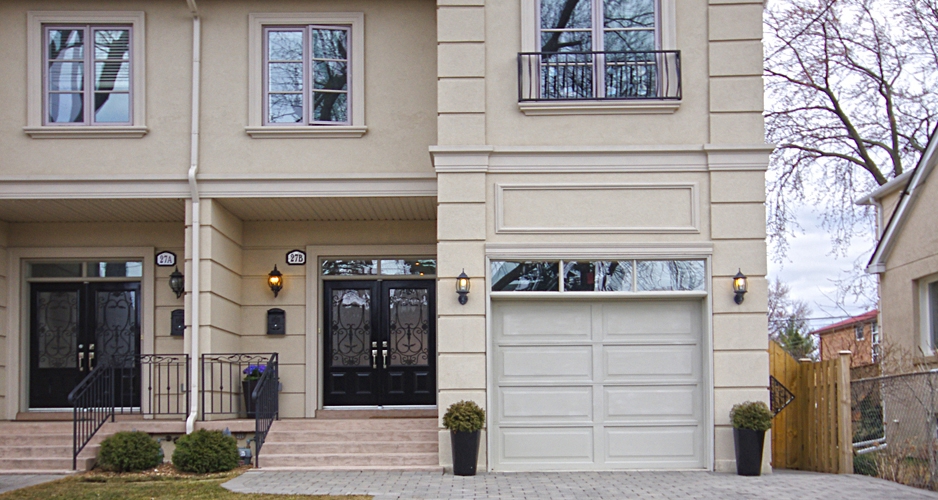 home with a fantastic layout in central Toronto