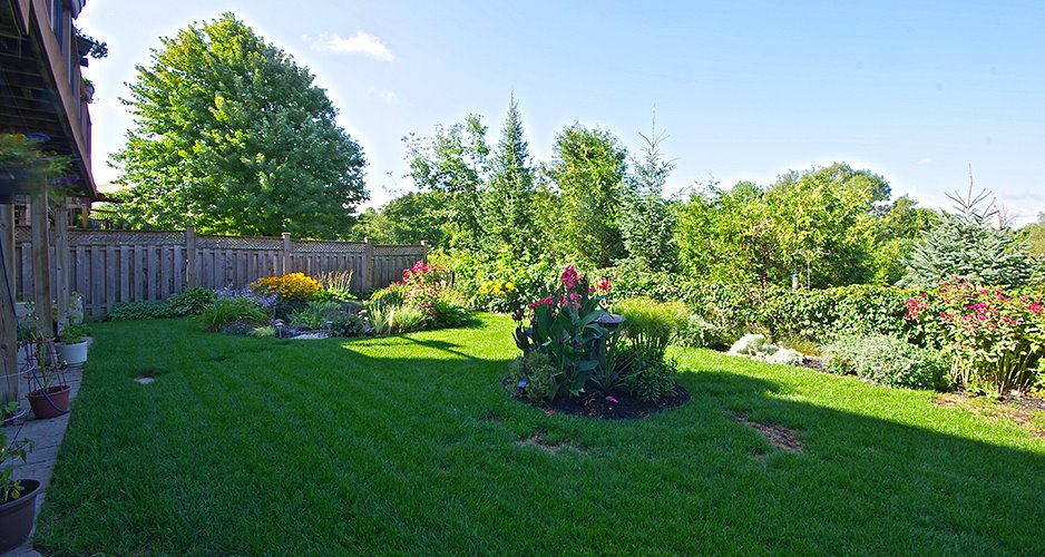 House for Sale 200 Roseborough Dr, Port Perry, Ontario.