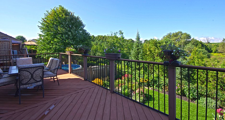 House for Sale 200 Roseborough Dr, Port Perry, Ontario.