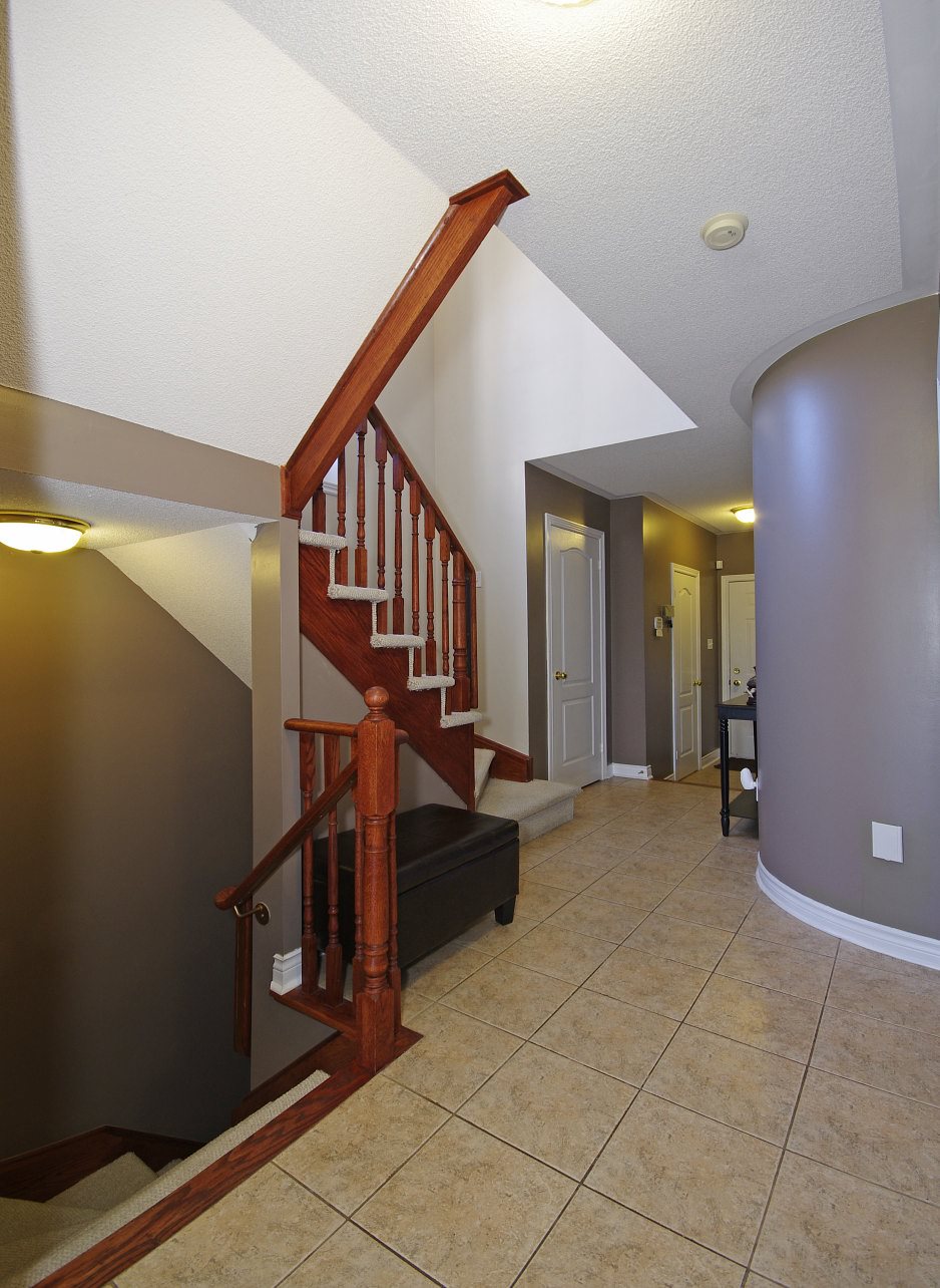 All Photos of House for Sale, 77 Root Crescent Ajax