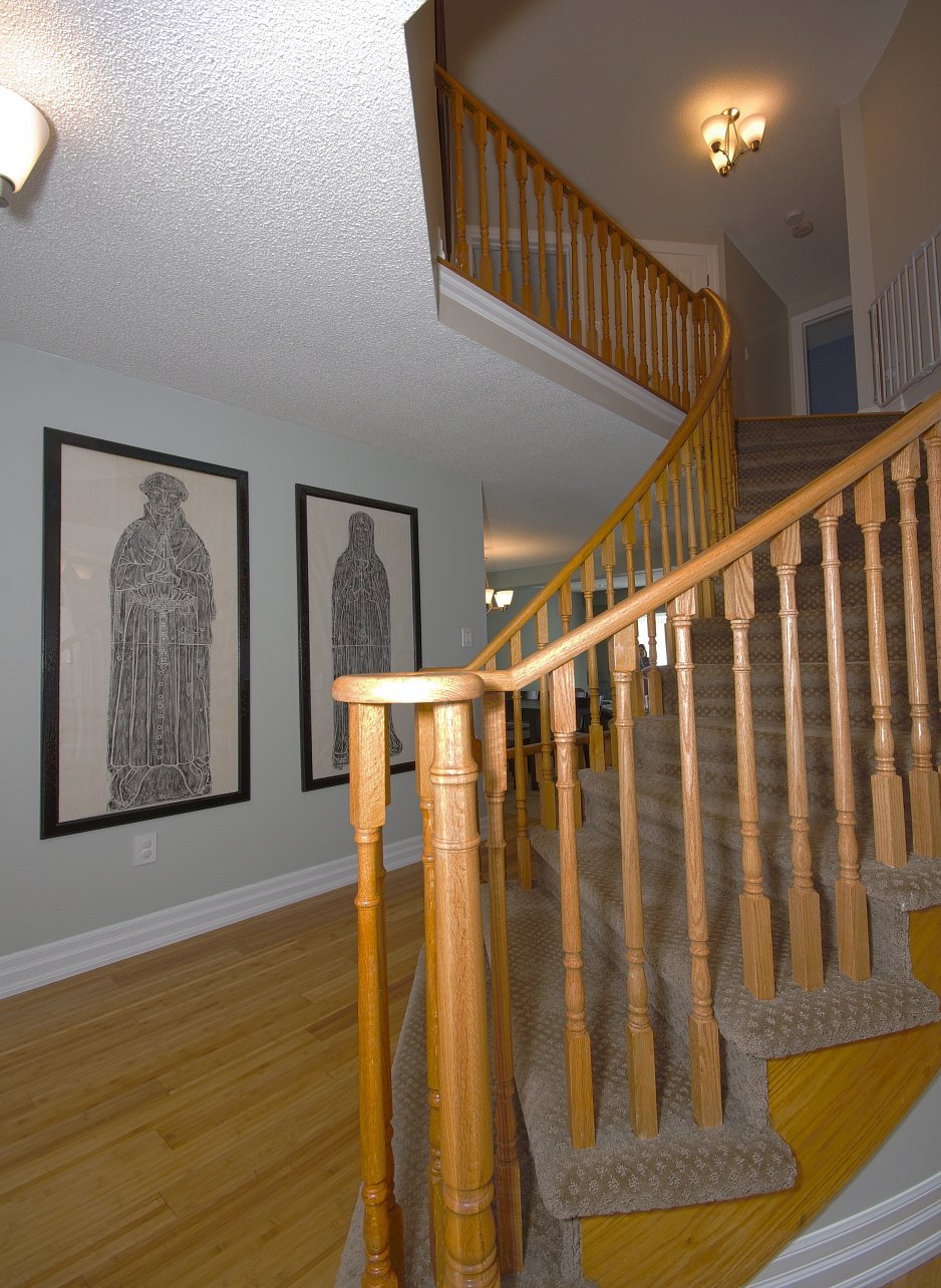 Virtual Tour of House for Sale on Ravenscroft Rd Ajax, ON L1T