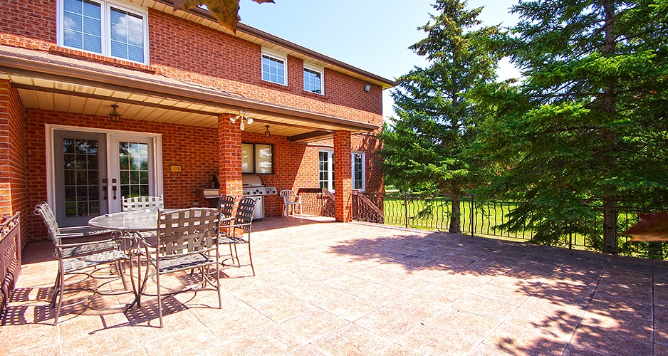 Detached House for Sale 10 Grafton Crescent, Brampton, Ontario