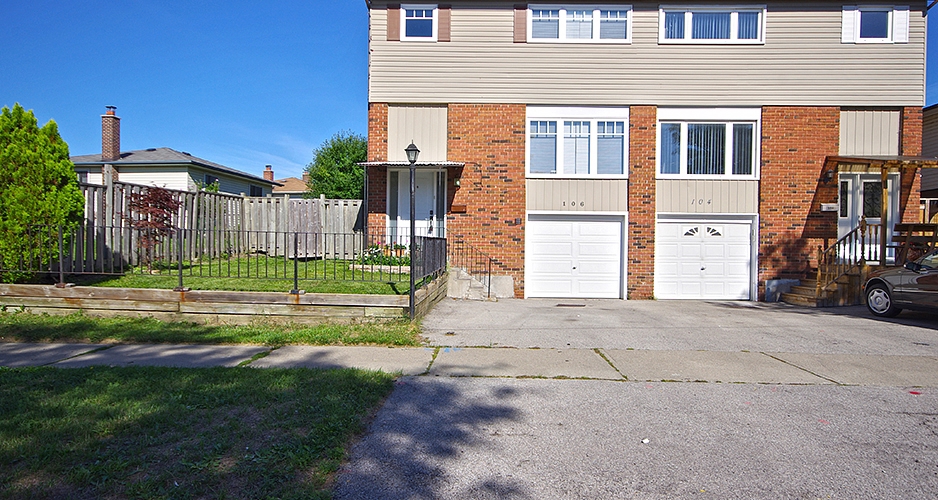 Virtual tour slide show 106 Kingswood Dr, Brampton