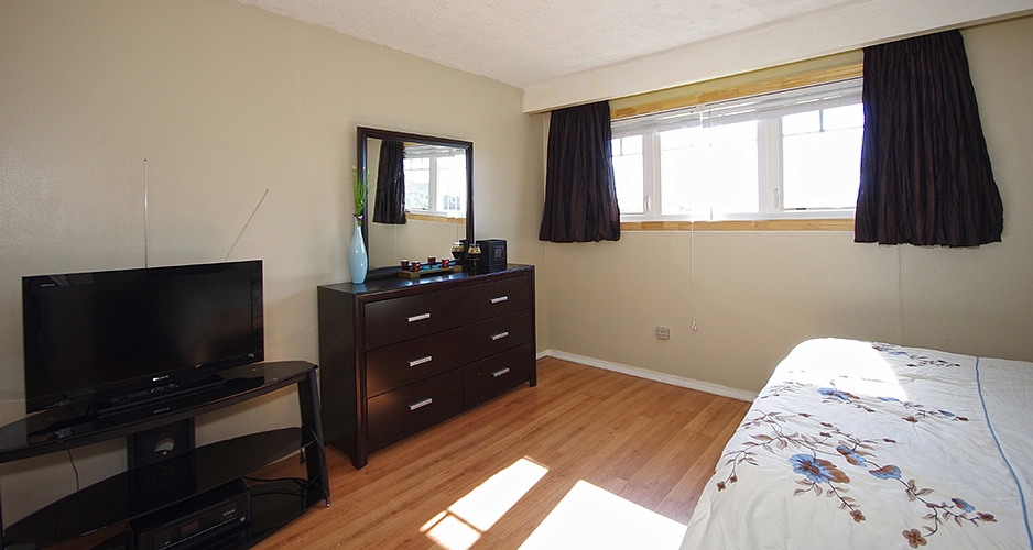 Semi Detached House for Sale 106 Kingswood Dr, Brampton, Ontario