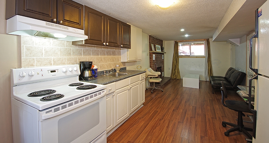 Semi Detached House for Sale 106 Kingswood Dr, Brampton, Ontario