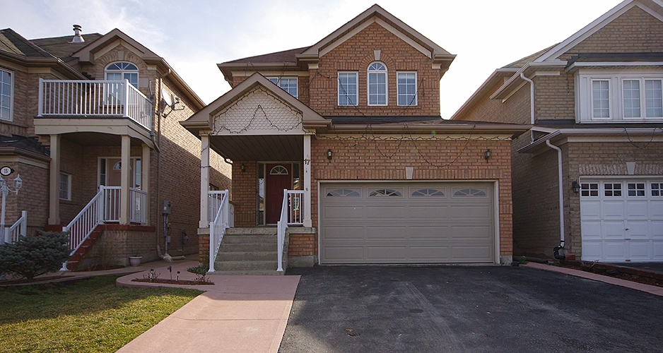 Virtual tour 17 Oxtail Ln, Brampton