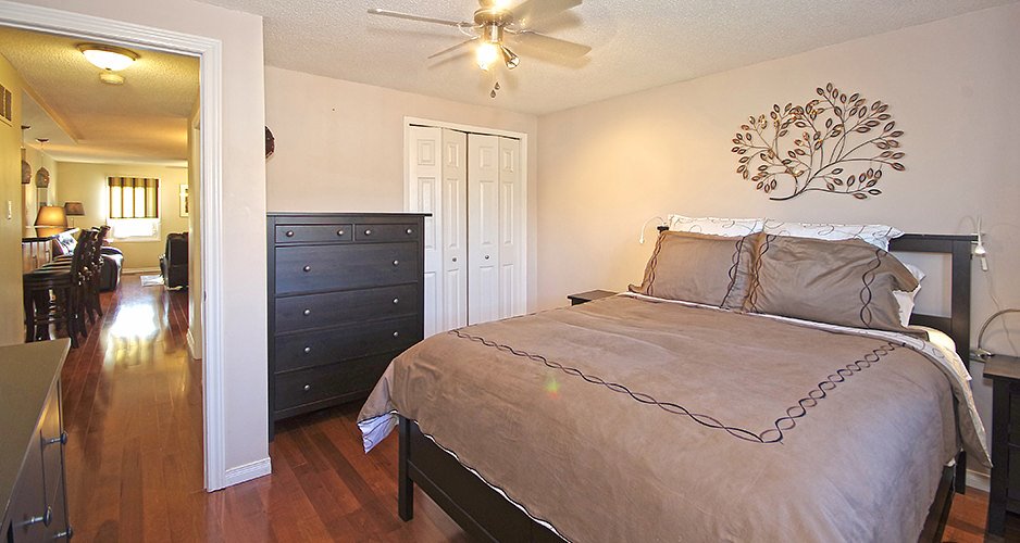 Slide show of home for sale in Brampton