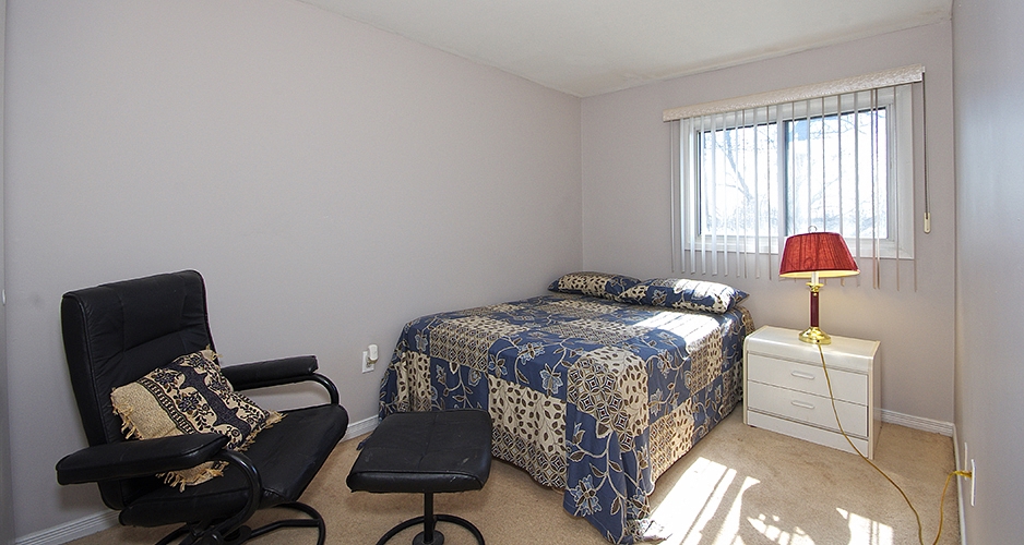 Town Home for Sale 475 Bramalea Rd, Brampton, Ontario