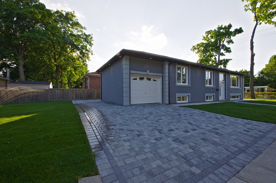 All Photos of House for Sale, 134 Meadowbank Rd, Toronto