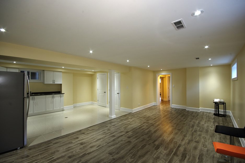 All Photos of House for Sale, 134 Meadowbank Rd, Toronto