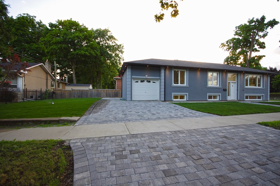 All Photos of House for Sale, 134 Meadowbank Rd, Toronto