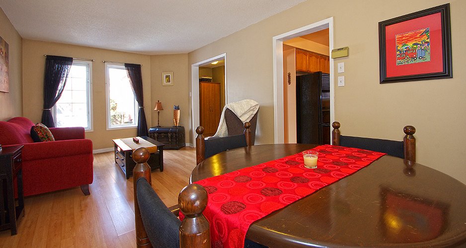 Slide show of home for sale in Georgetown