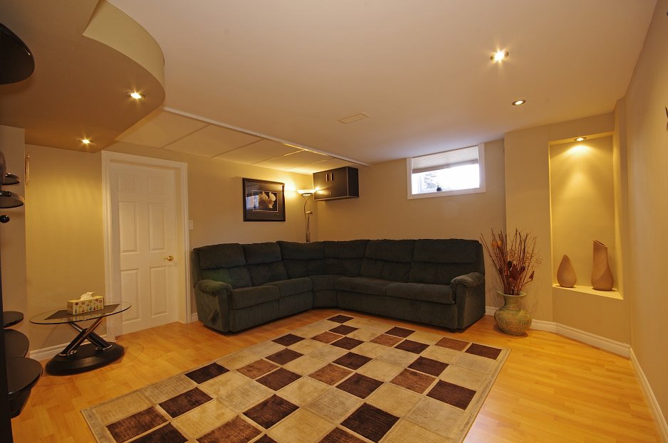 All Photos of House for Sale, 544 Cochrane Rd, Hamilton