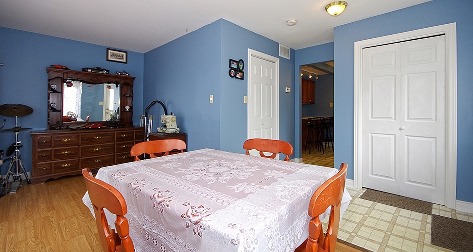 Real estate listing