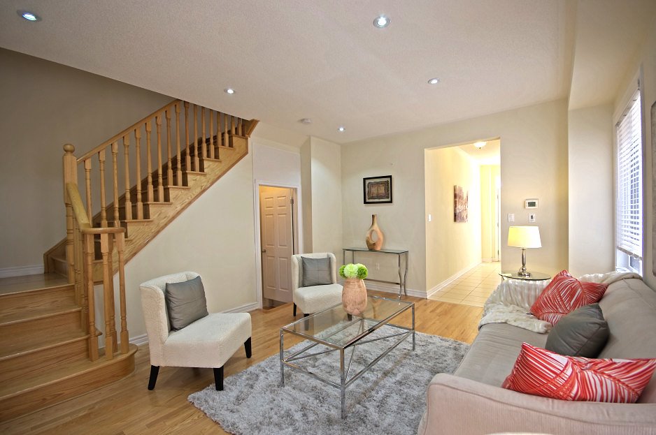 All Photos of House for Sale, 664 Asleton Blvd, Milton