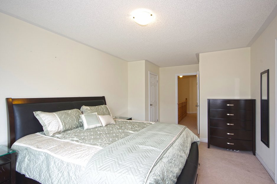 All Photos of House for Sale, 664 Asleton Blvd, Milton