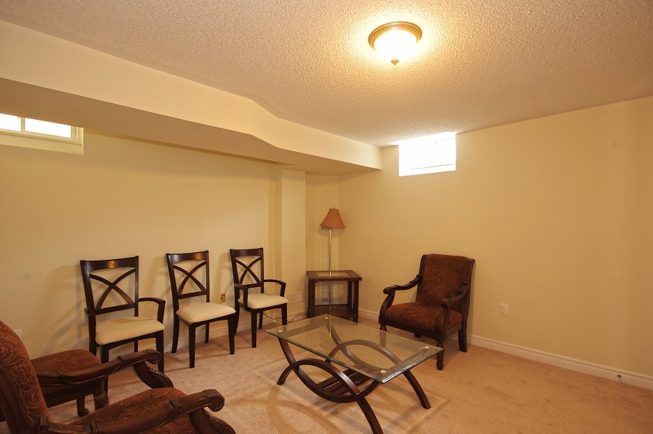 All Photos of House for Sale, 664 Asleton Blvd, Milton