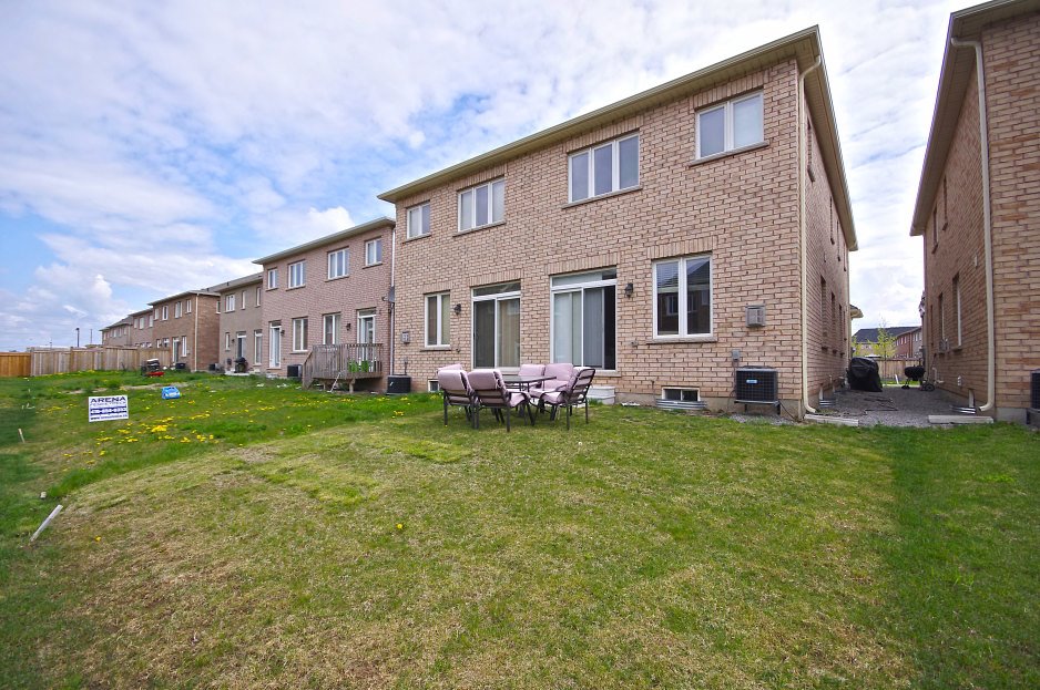 All Photos of House for Sale, 664 Asleton Blvd, Milton