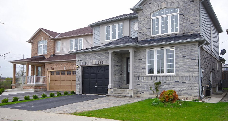 Virtual tour of home for sale  on Kennedy Cir, Milton