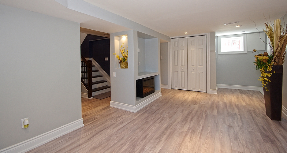 Detached Home for Sale 1051 Alexandra Ave Mississauga, Ontario