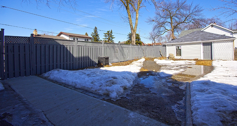 Detached Home for Sale 1051 Alexandra Ave Mississauga, Ontario