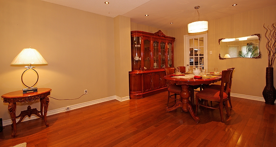 Detached House for Sale 1516 Willow Way, Mississauga