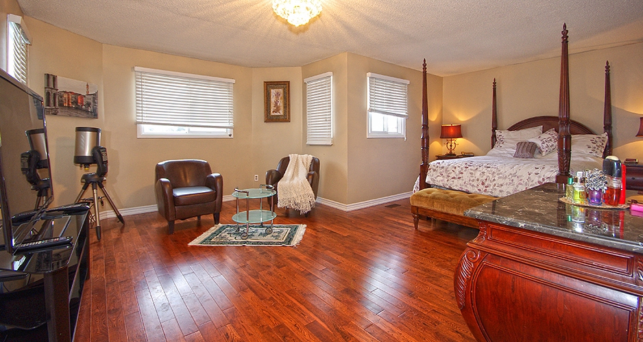 Detached House for Sale 1516 Willow Way, Mississauga