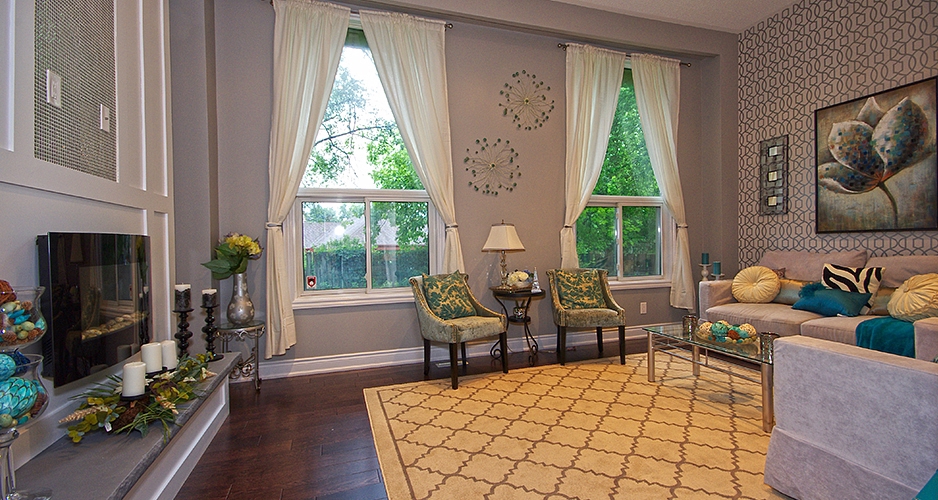 Slide show of home for sale in Mississauga