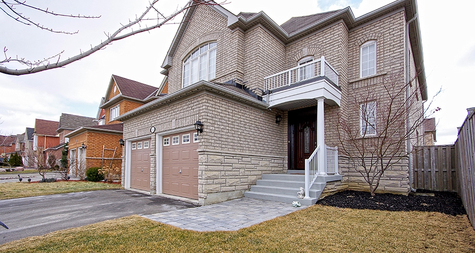 Virtual tour of home for sale in Mississauga