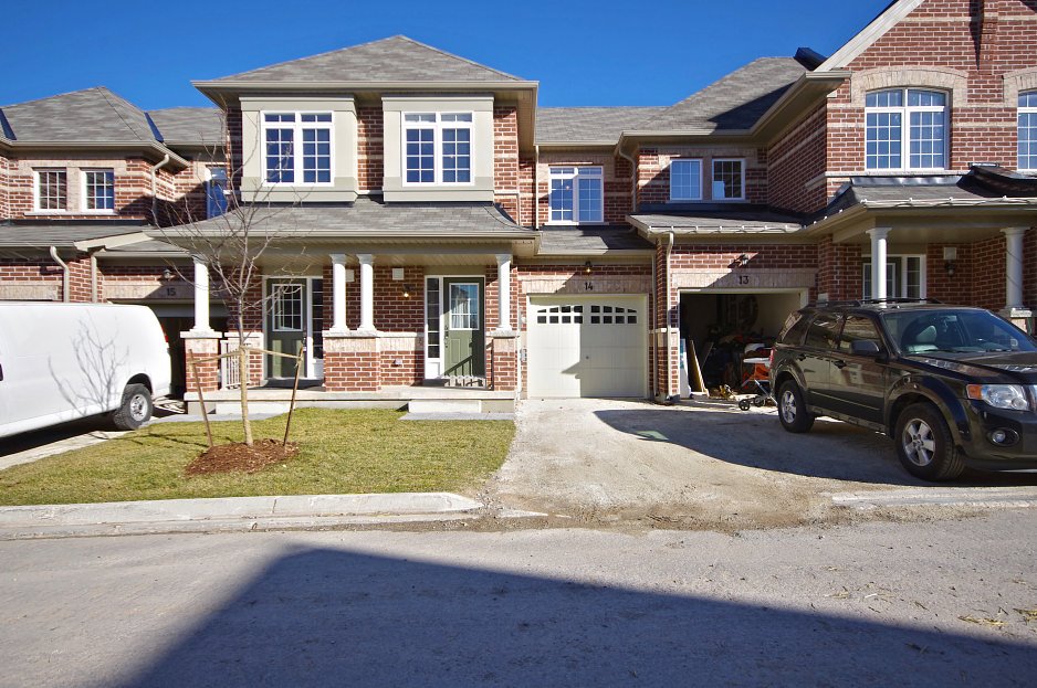 Virtual Tour of Town House for Sale, Unit 14, 20 C Line, Orangeville