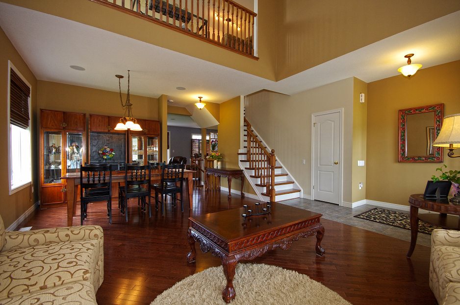 All Photos of House for Sale, Bradford West Gwillimbury, Ontario