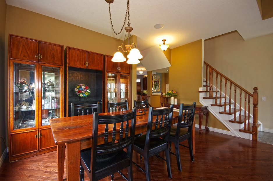 All Photos of House for Sale, Bradford West Gwillimbury, Ontario