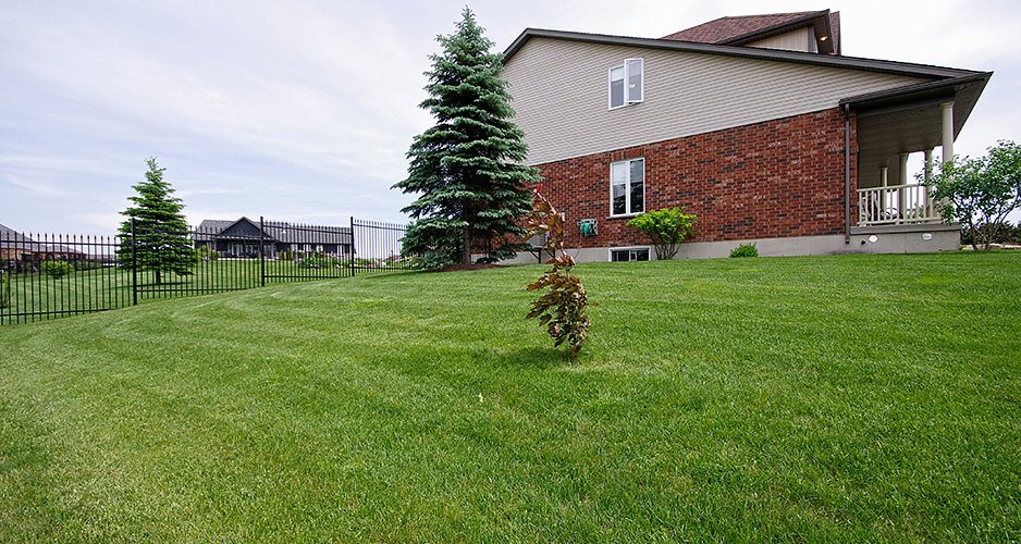 Detached House for Sale Near Orangeville 19 Headwaters Ln Mono, ON L0N