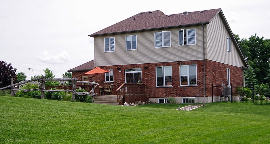 Detached House for Sale Near Orangeville 19 Headwaters Ln Mono, ON L0N