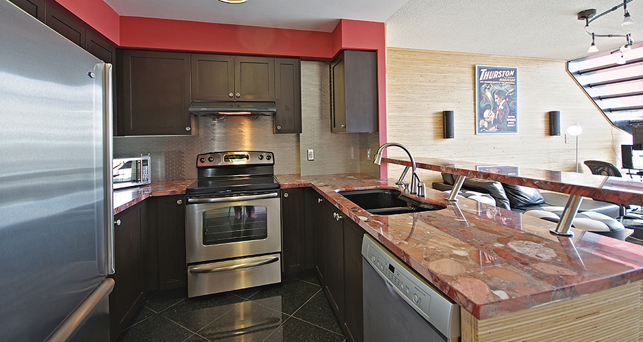 Real estate listing Richmond Hill