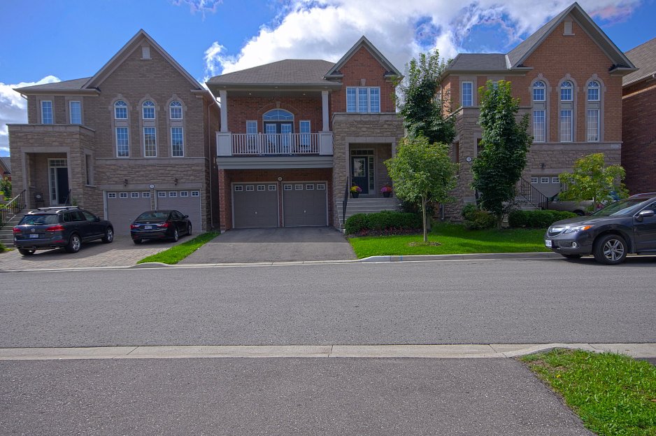 Virtual Tour in Richmond Hill, house for sale in Richmond Hill by Nitin Sehgal 