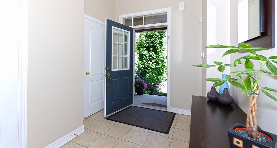 virtual tour of home for sale in Richmond Hill