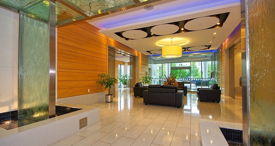 Virtual tour slide show of home for sale in Brampton, ON