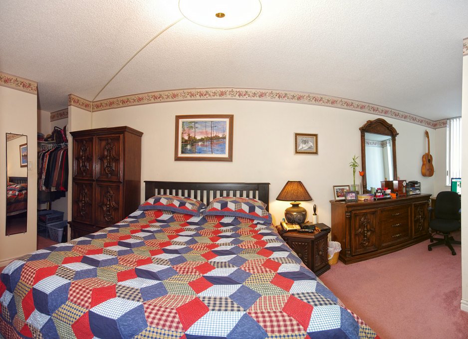 House for Sale by Emily Nery on 80 Alton Towers Cir, Ontario