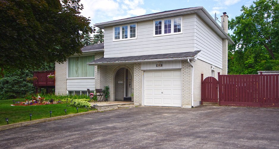 Home for sales in Military Trail Toronto