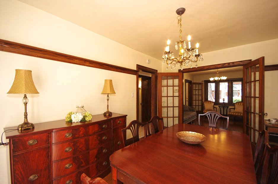 All Photos of Home for Sale, 179 Pacific Ave, Toronto