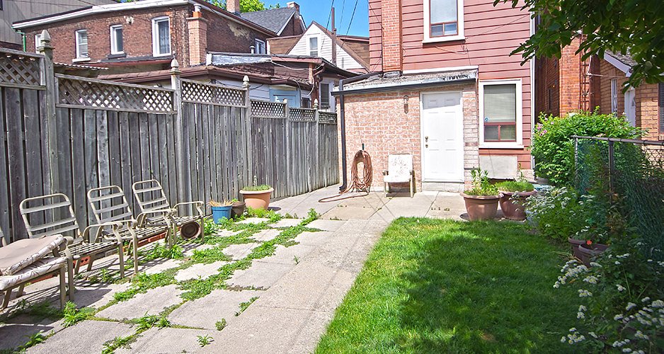 Detached Home for Sale 214 Emerson Ave, Toronto, Ontario, Canada