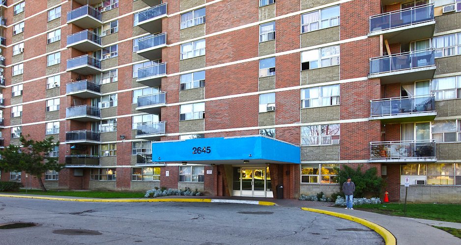 Condo for sales in Brampton, 2645 Kipling Ave Toronto, ON M9V 3S6