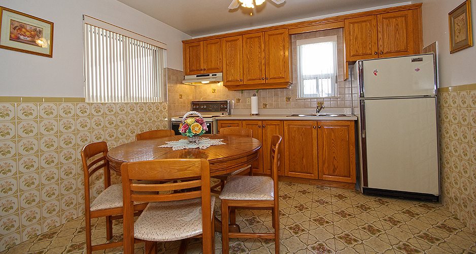 Real estate listing