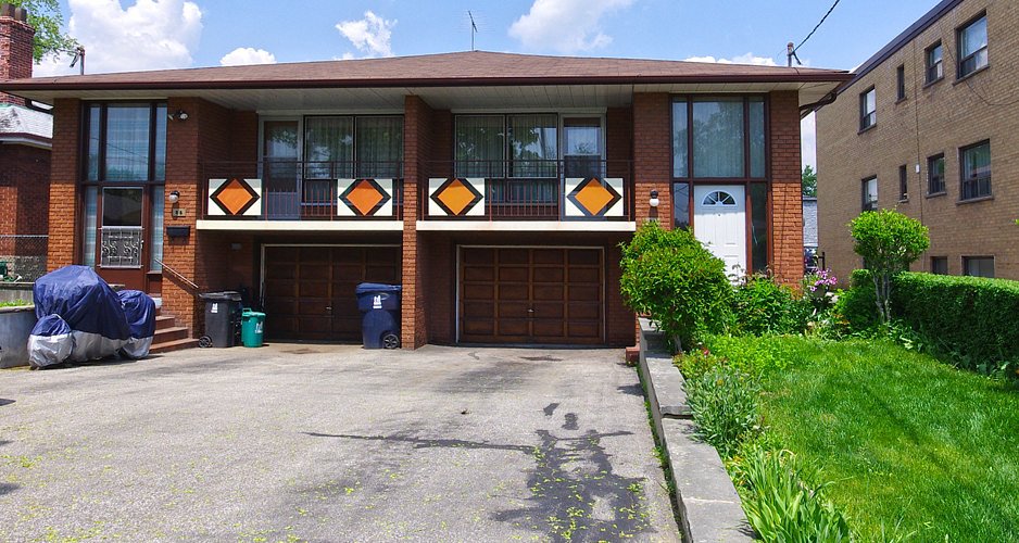 virtual tour of home 26 Hay Avenue, Etobicoke