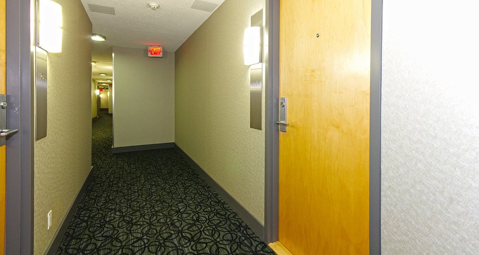 virtual tour of condo on Legion Rd North Toronto