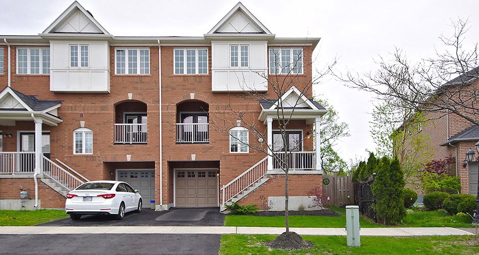 Virtual tour 90 Oakdale Rd, Vaughan